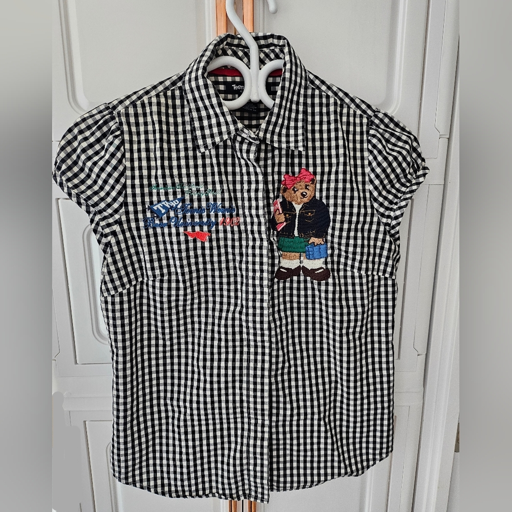 Short sleeve shirt